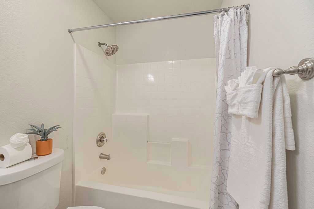 Photo of Bathroom in Palmdale