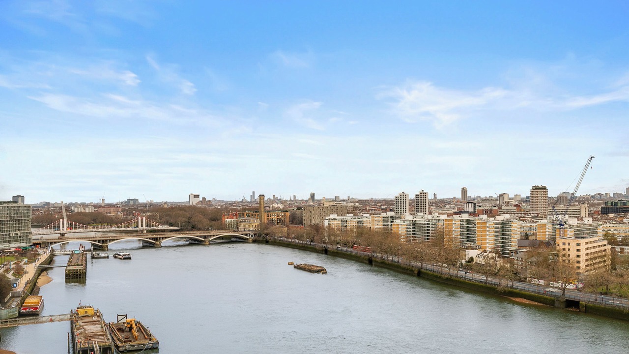 Photo of Others in Nine Elms