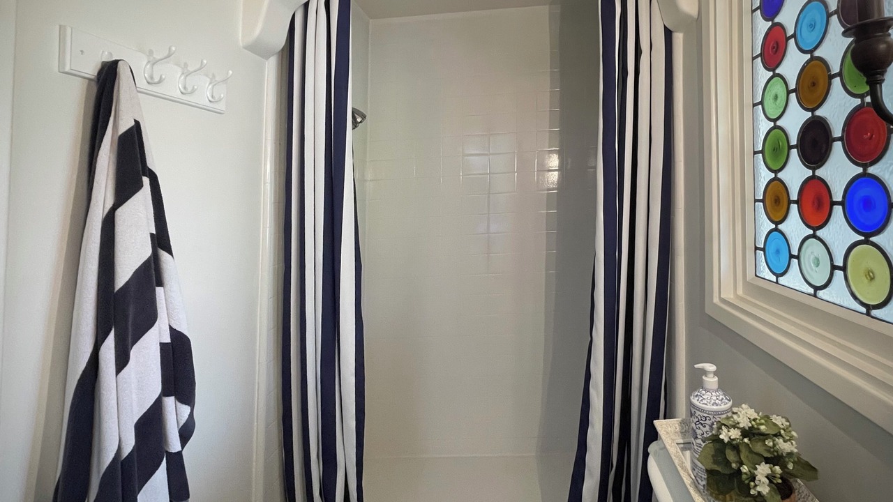 Photo of Bathroom in Windsor Square