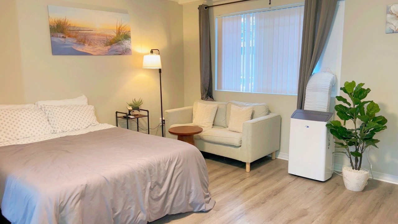 Photo of Bedroom in North Broadway
