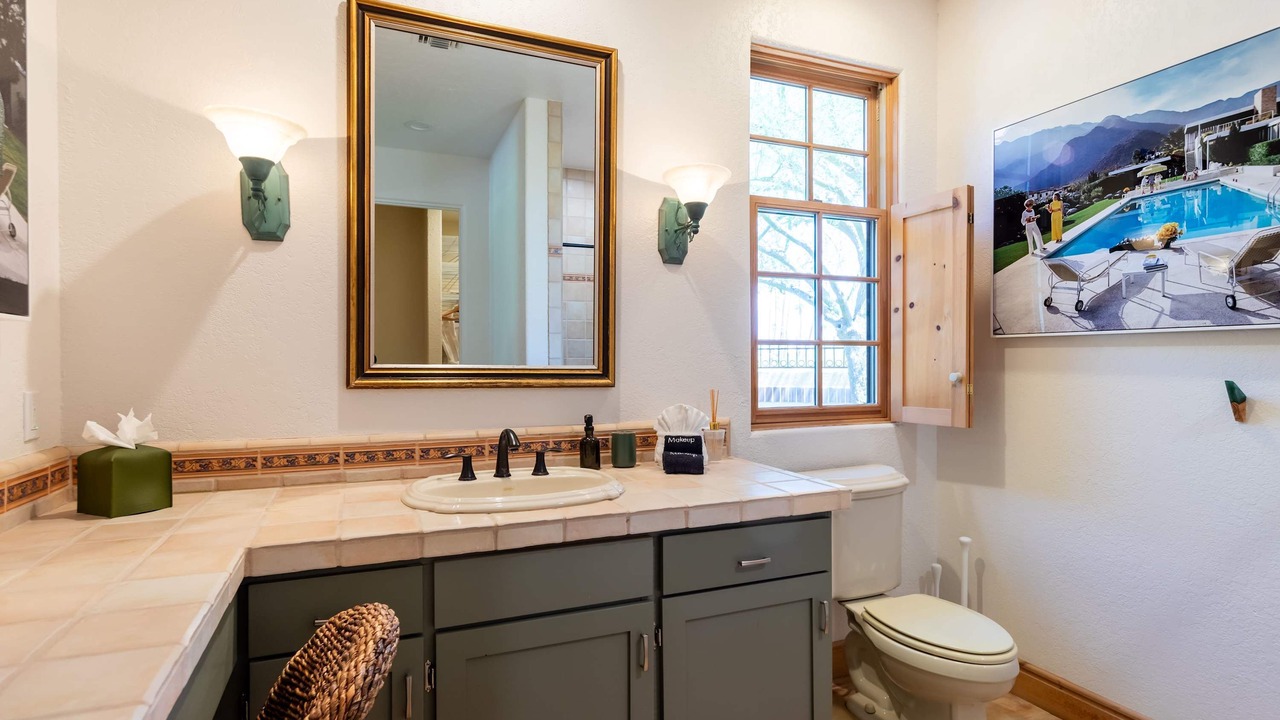 Photo of Bathroom in Historic Tennis Club