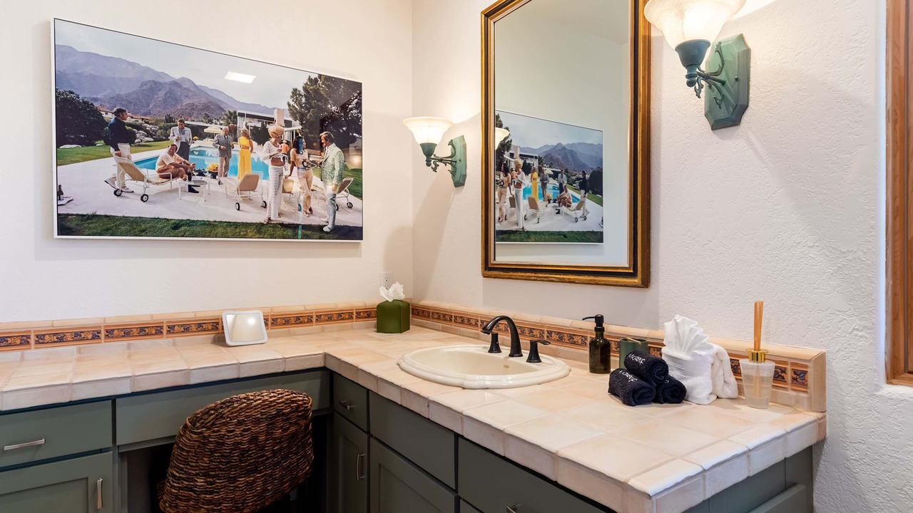 Photo of Bathroom in Historic Tennis Club