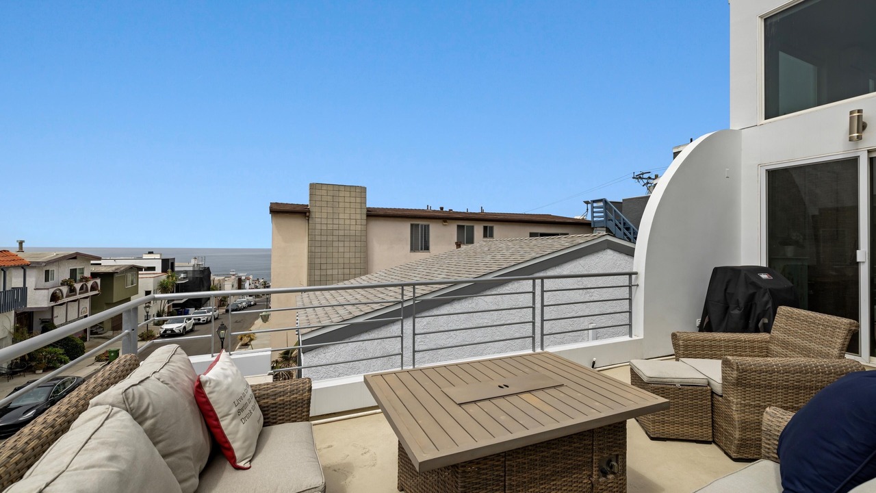 Photo of Outdoor in Gas Lamp Section