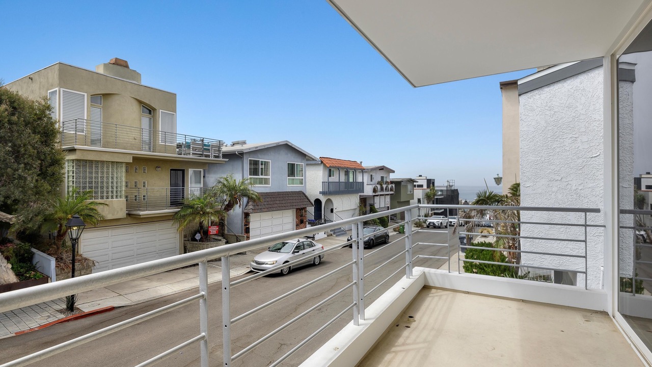 Photo of Outdoor in Gas Lamp Section