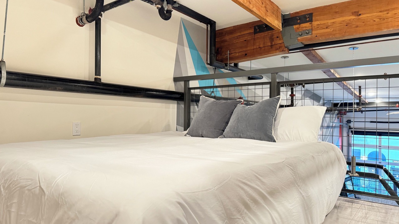 Photo of Bedroom in Santa Ana