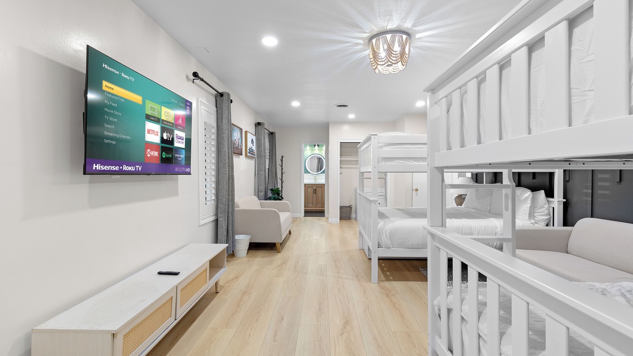 Photo of Bedroom in Sherwood Forest and Thistle Development