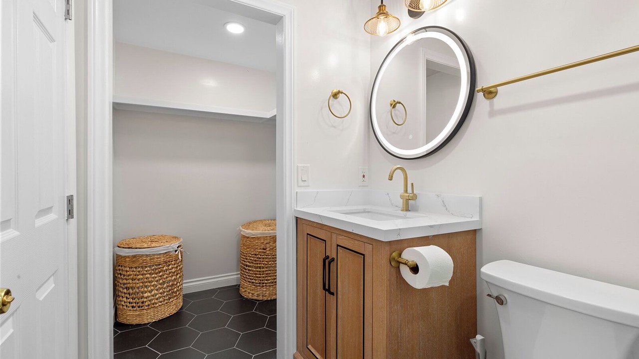 Photo of Bathroom in Sherwood Forest and Thistle Development