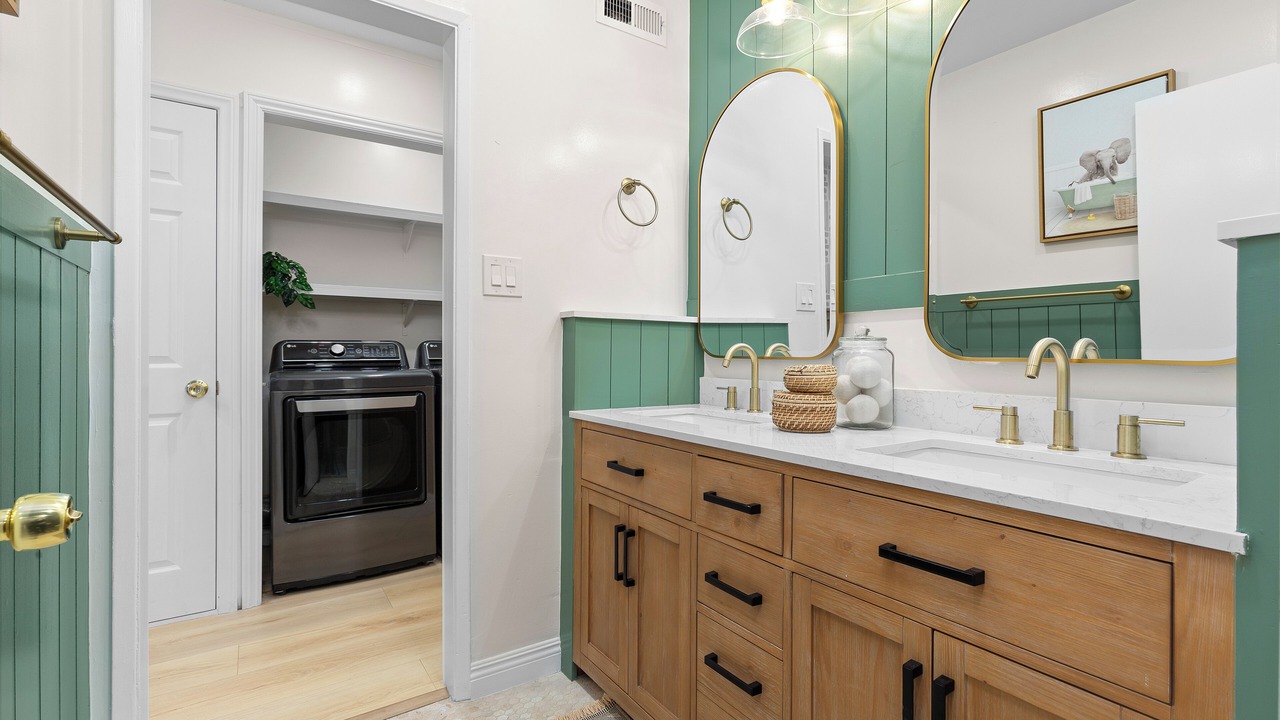 Photo of Bathroom in Sherwood Forest and Thistle Development