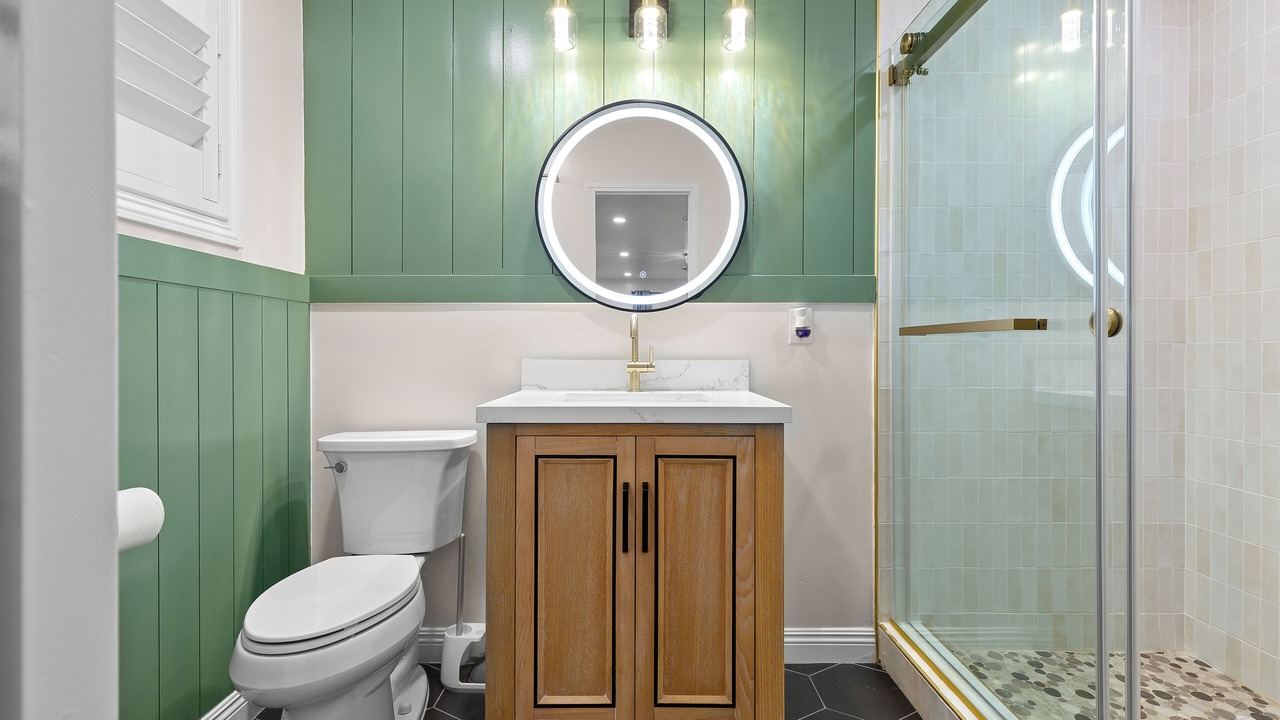Photo of Bathroom in Sherwood Forest and Thistle Development