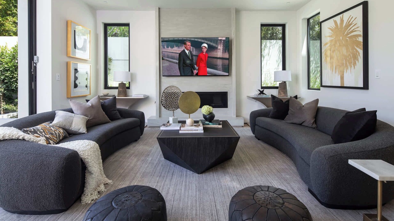 Photo of Livingroom in La Brea