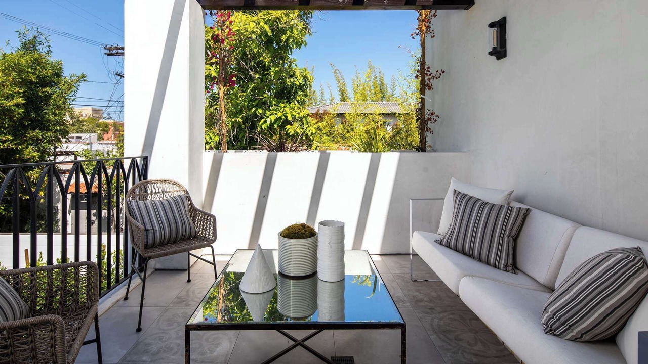 Photo of Outdoor in La Brea