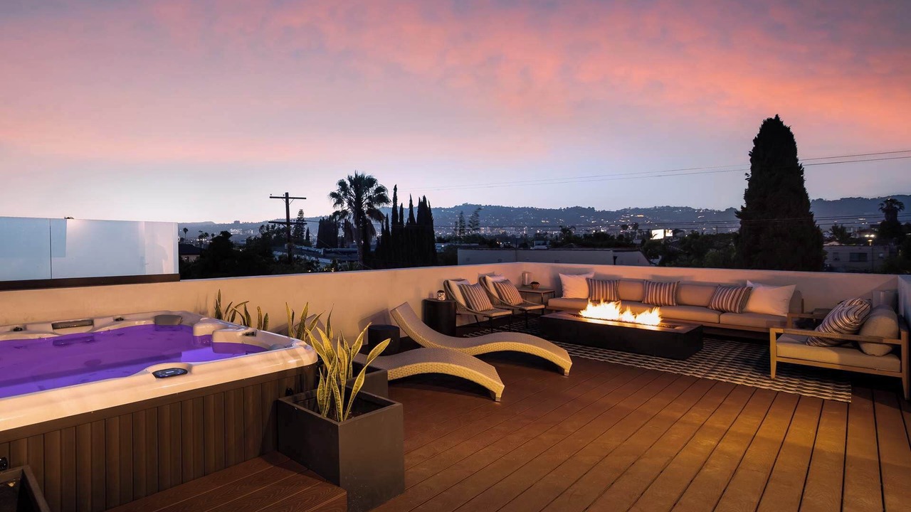 Photo of Patio Balcony in La Brea