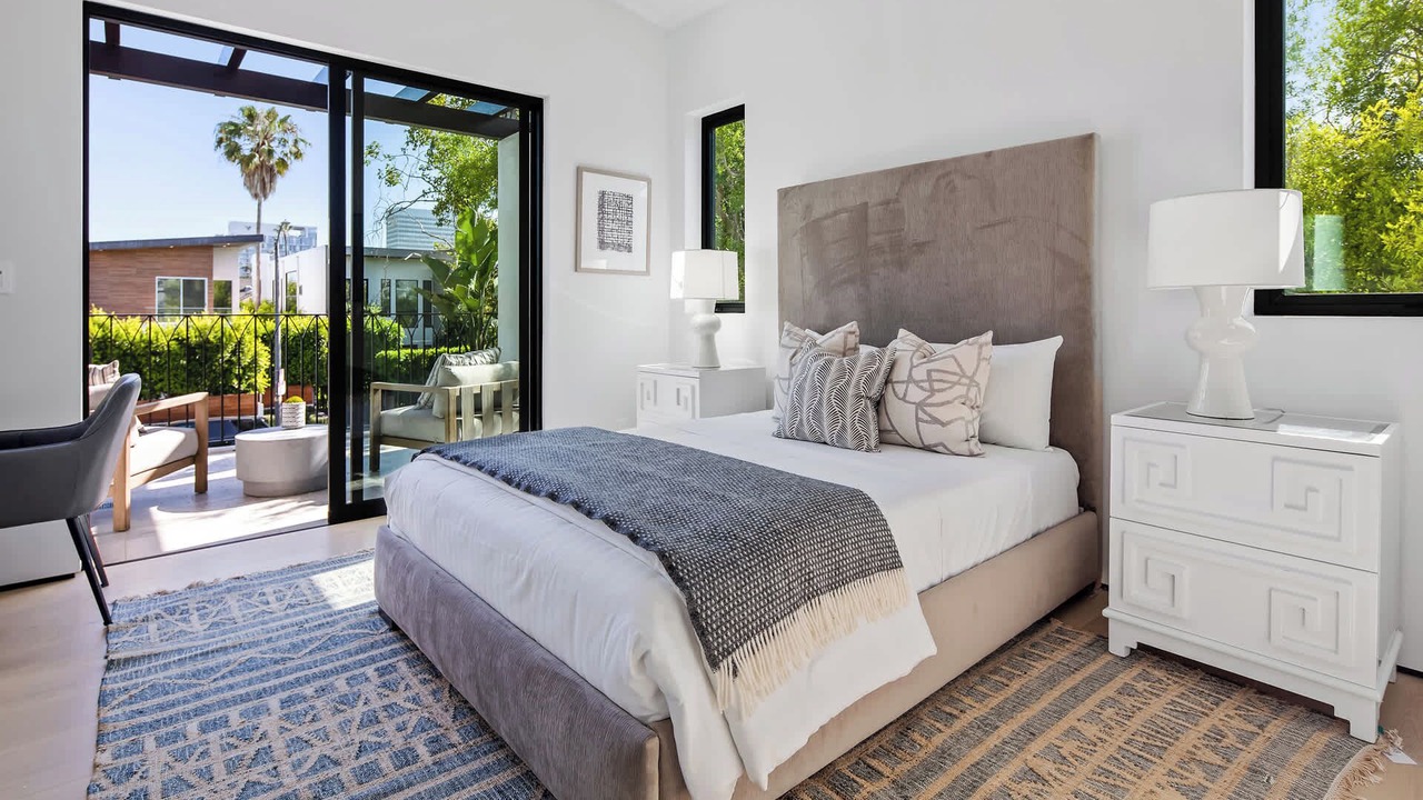 Photo of Bedroom in La Brea