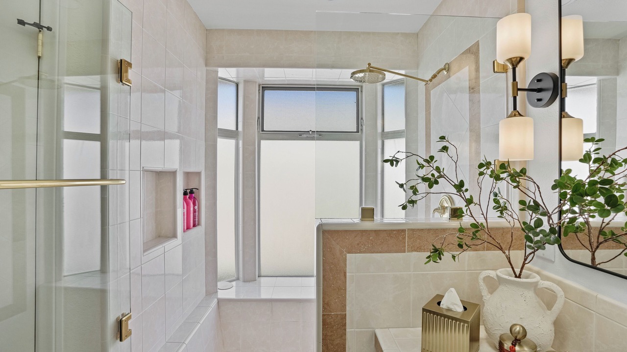 Photo of Bathroom in Southeast Anaheim
