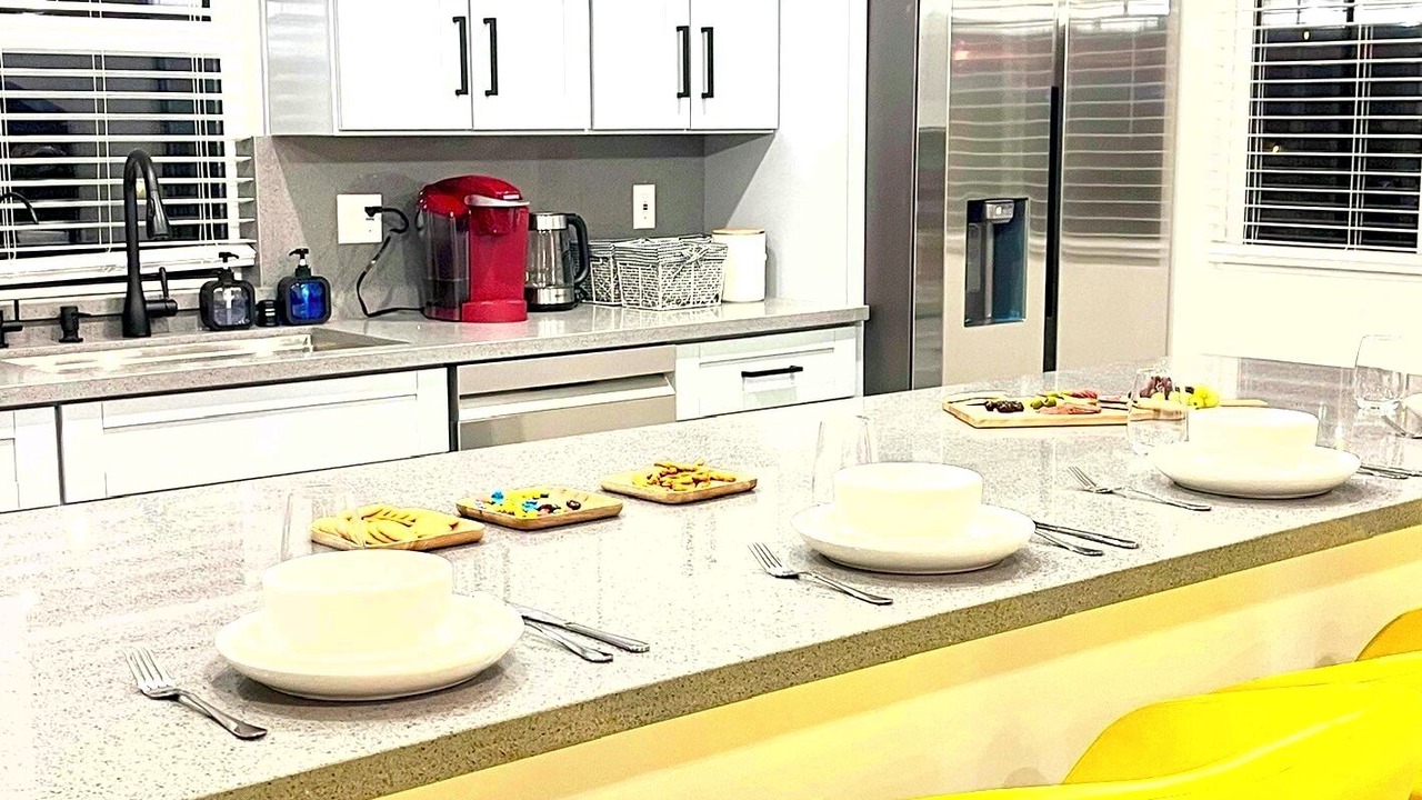 Photo of Kitchen in Canoga Park