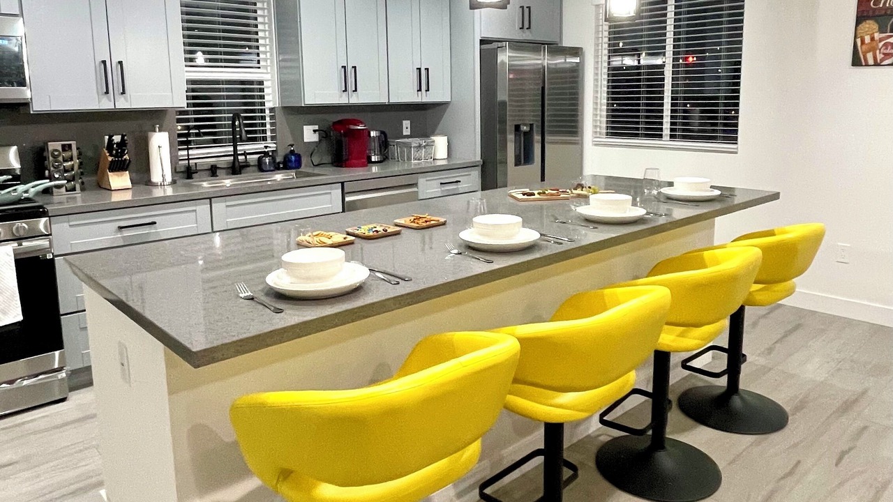 Photo of Kitchen in Canoga Park