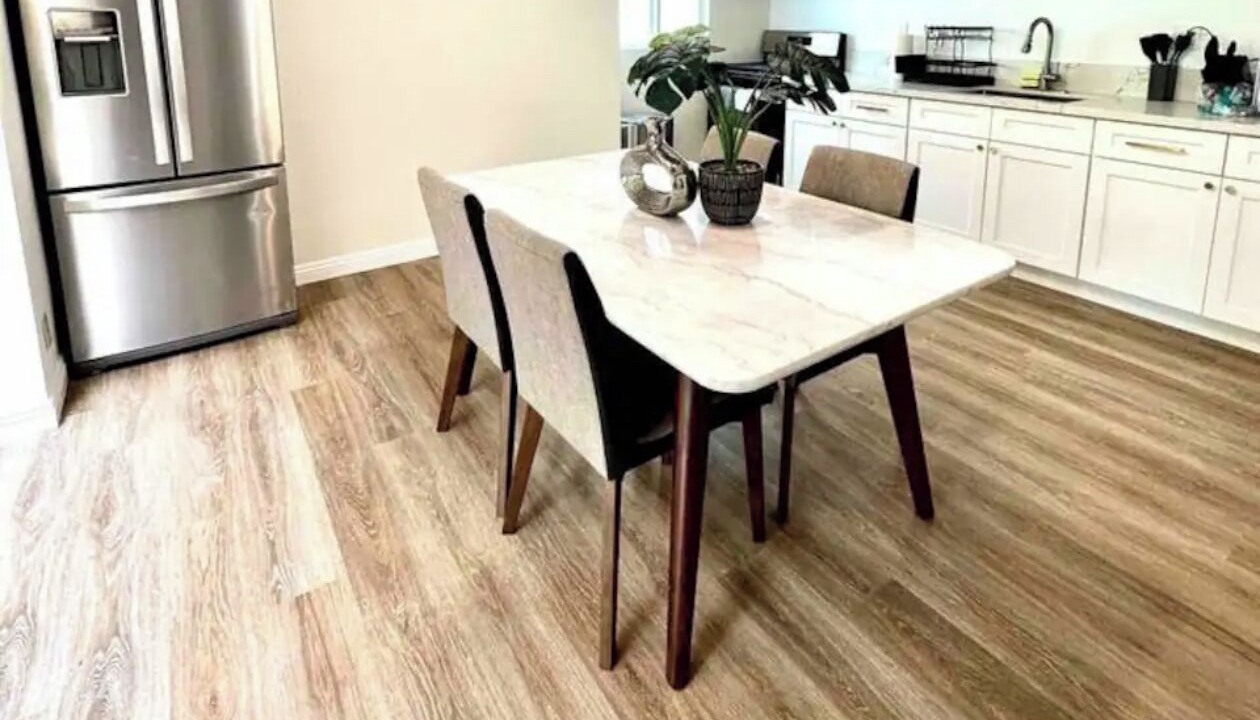 Photo of Kitchen in North of Wilshire