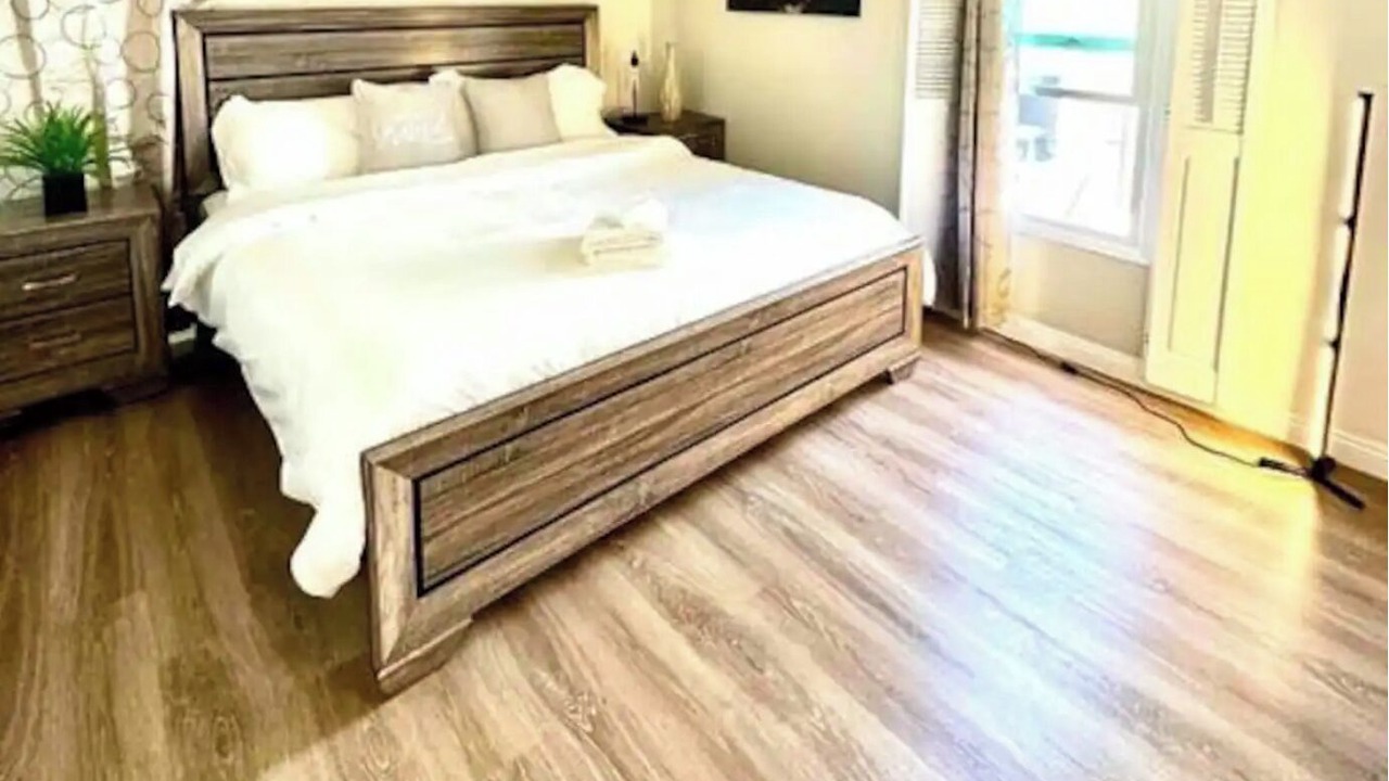 Photo of Bedroom in North of Wilshire