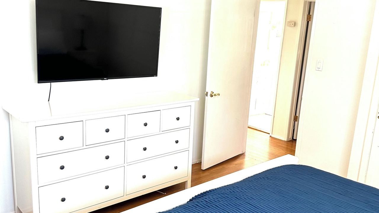 Photo of Bedroom in North Redondo