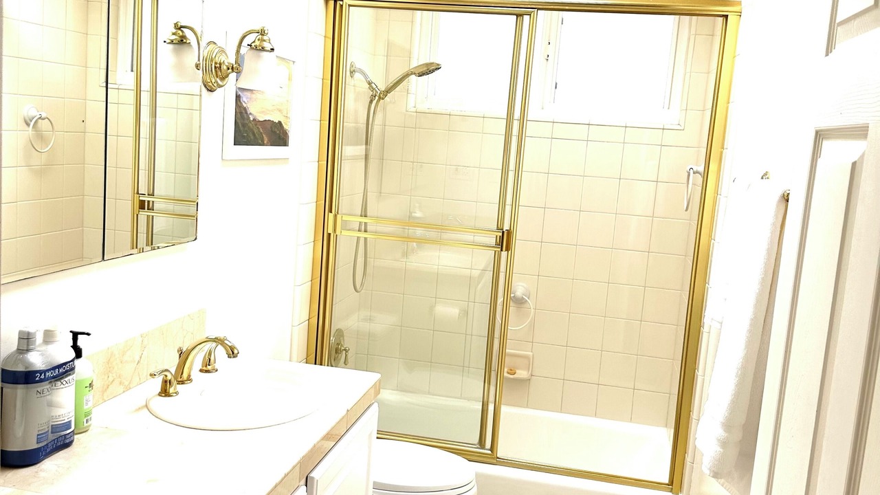 Photo of Bathroom in North Redondo
