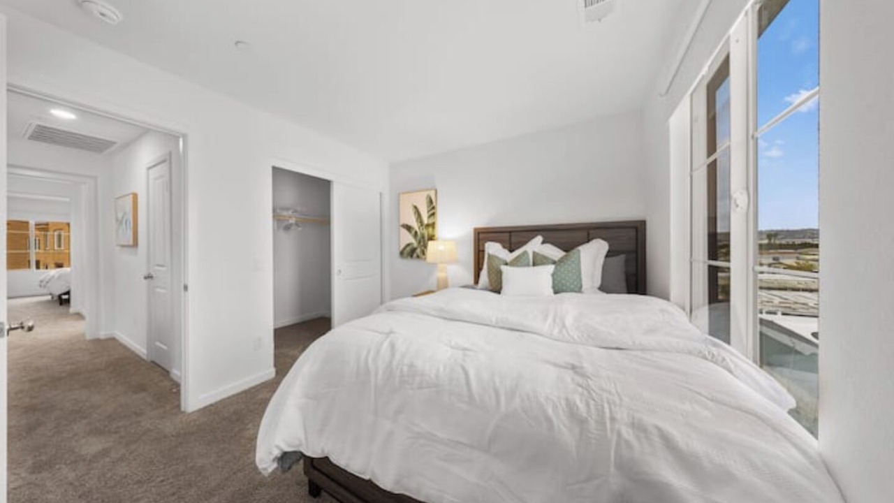 Photo of Bedroom in La Puente