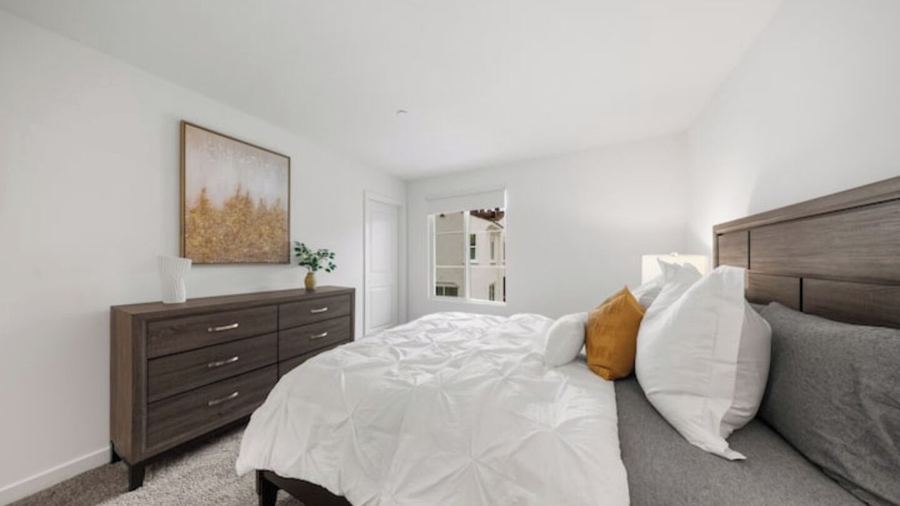 Photo of Bedroom in La Puente