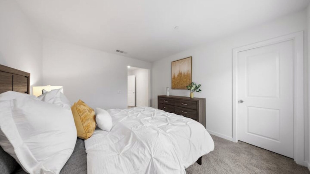 Photo of Bedroom in La Puente