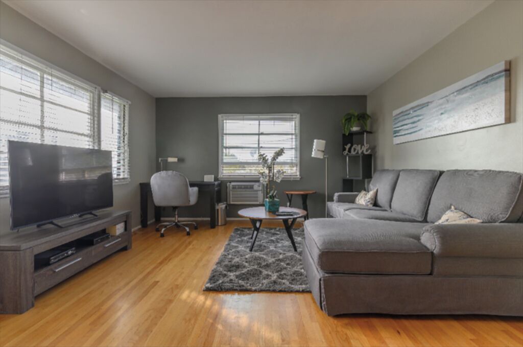 Photo of Livingroom in Pasadena