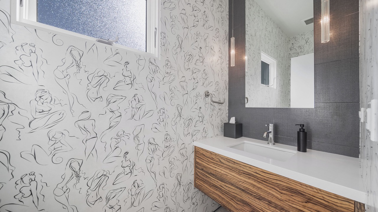Photo of Bathroom in Central Malibu
