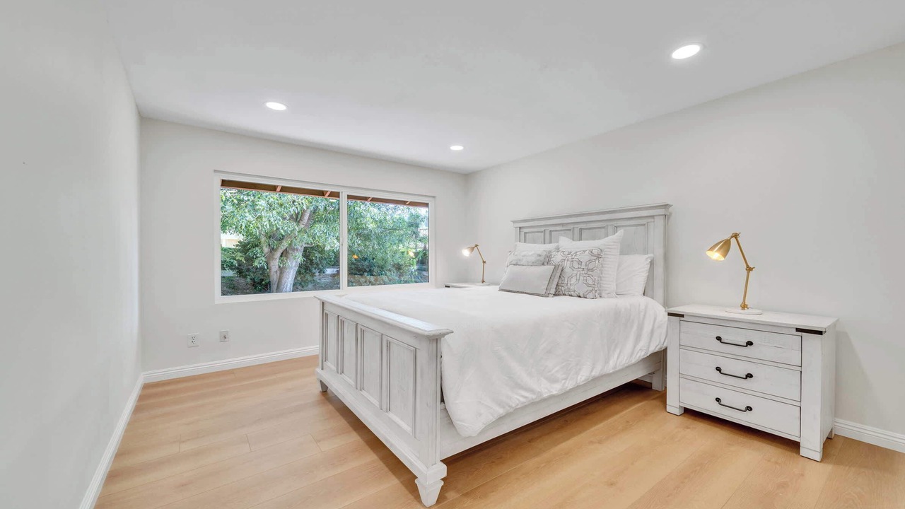 Photo of Bedroom in Thousand Oaks