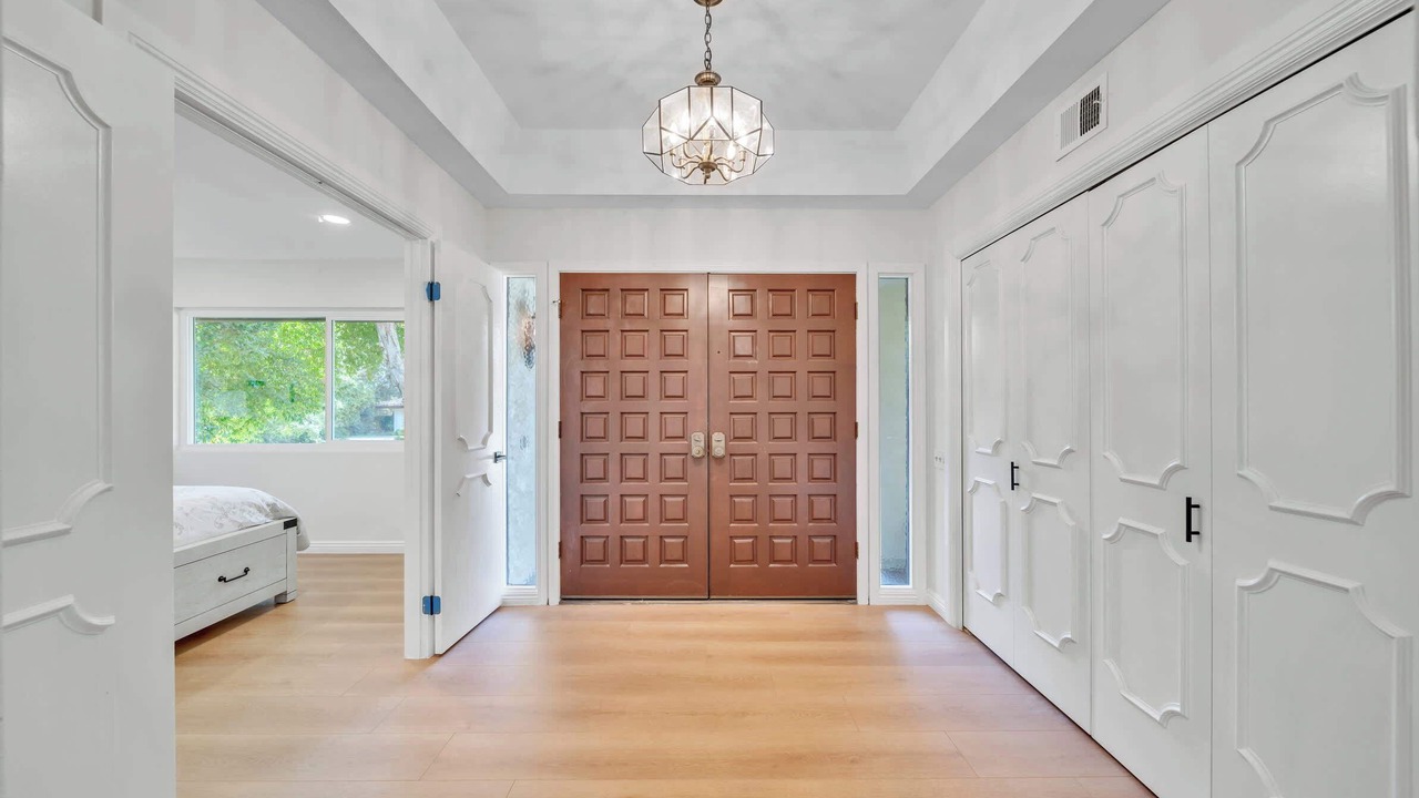 Photo of Bedroom in Thousand Oaks