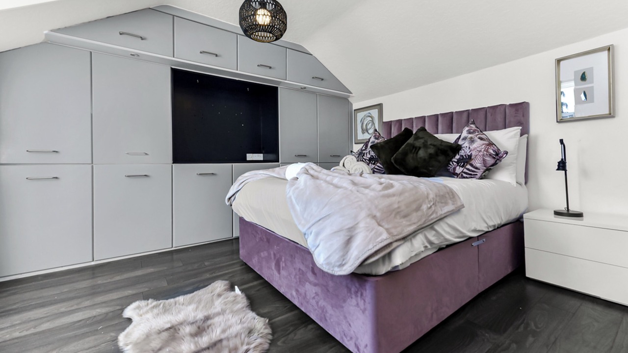 Photo of Bedroom in Cazenove