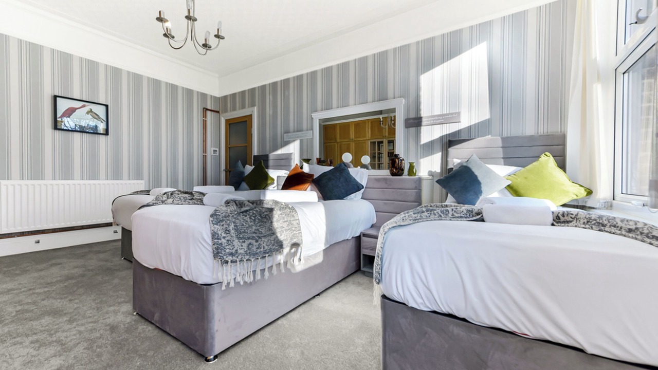 Photo of Bedroom in Cazenove