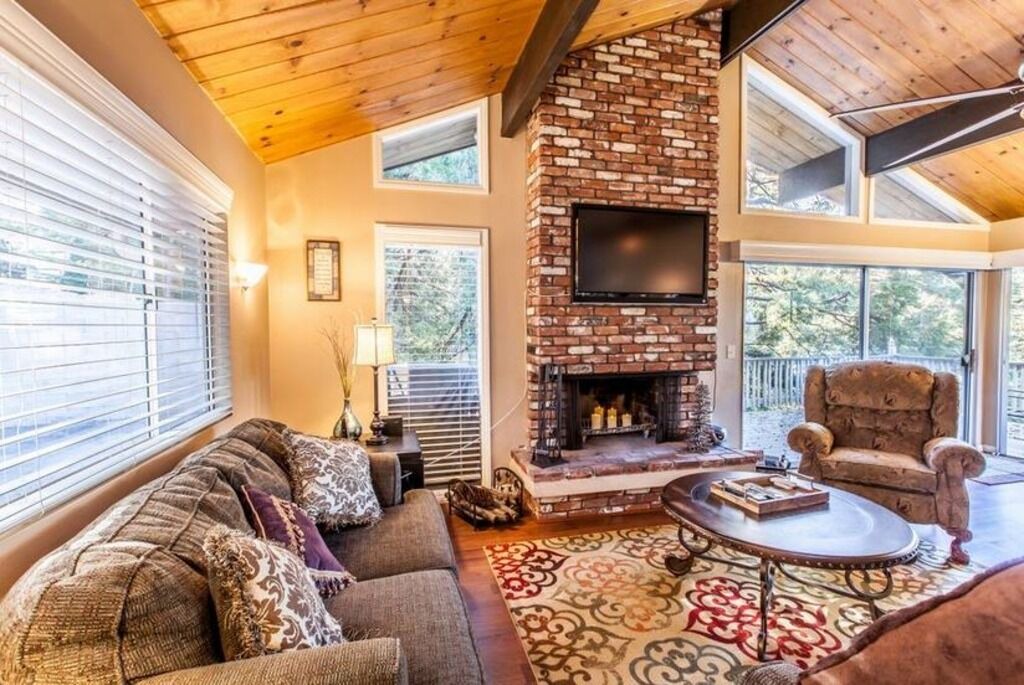 Photo of Livingroom in Twin Peaks
