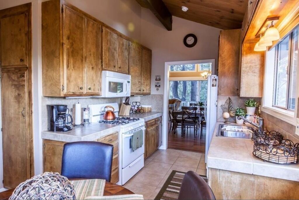 Photo of Kitchen in Twin Peaks