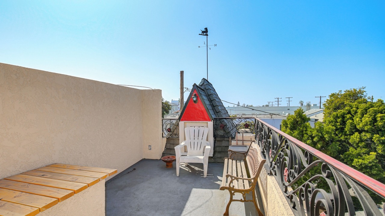 Photo of Patio Balcony in Eastside