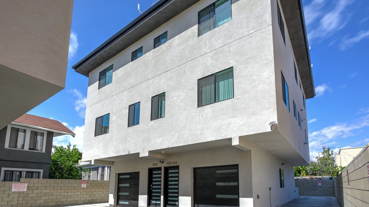 Photo of Outdoor in Pico-Union