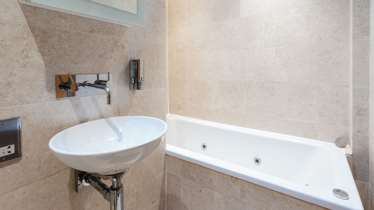 Photo of Bathroom in Bayswater