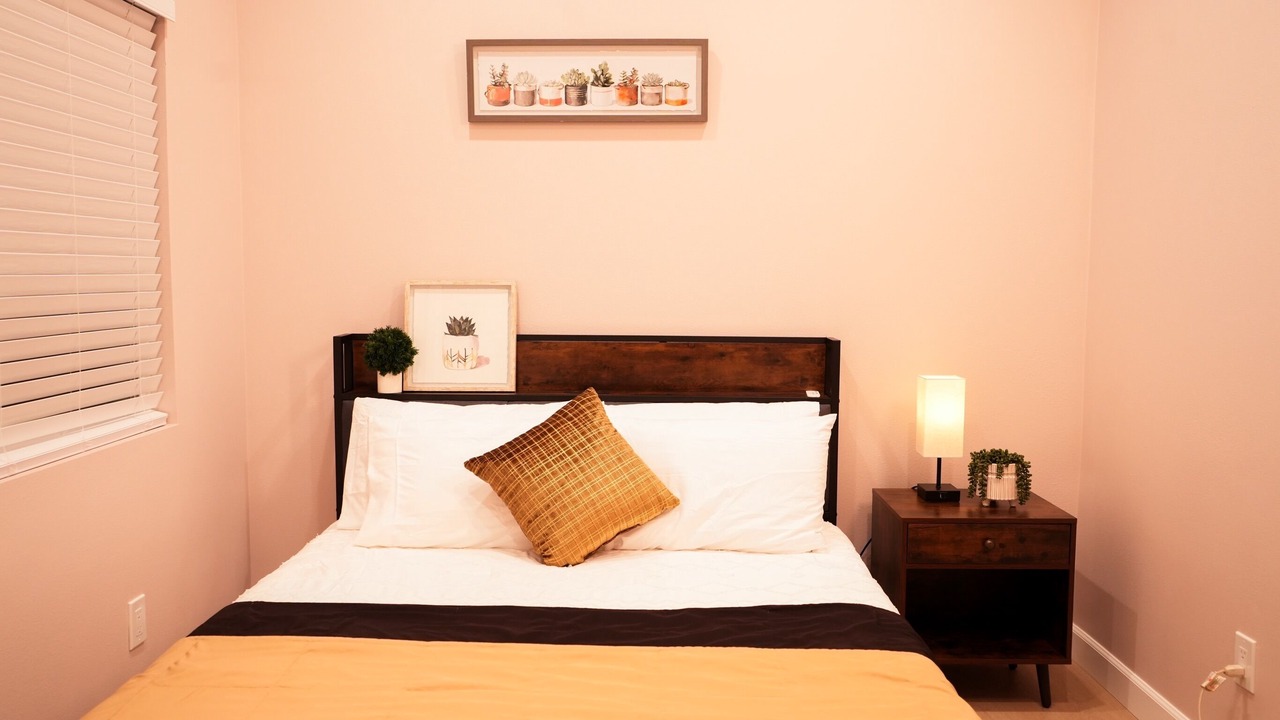 Photo of Bedroom in Charter Oak