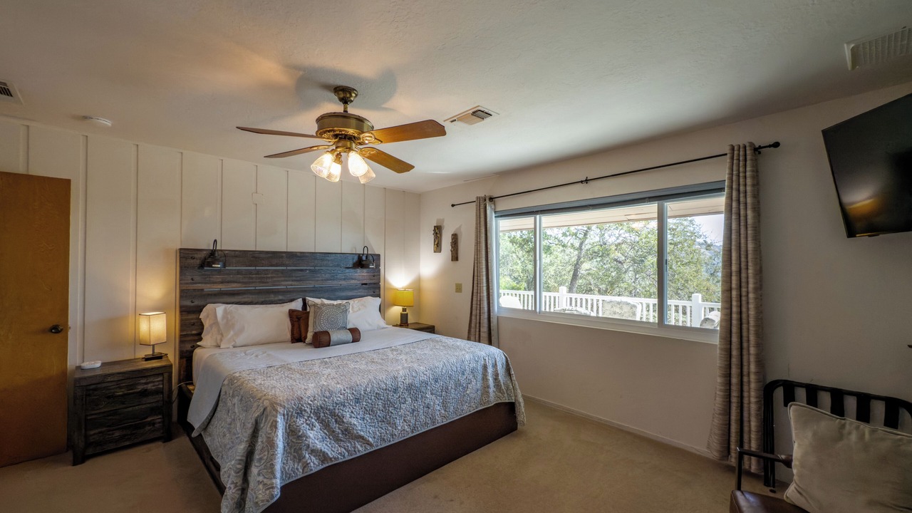 Photo of Bedroom in Mariposa