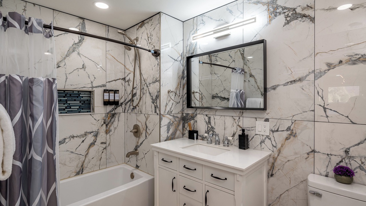 Photo of Bathroom in Mojave Desert