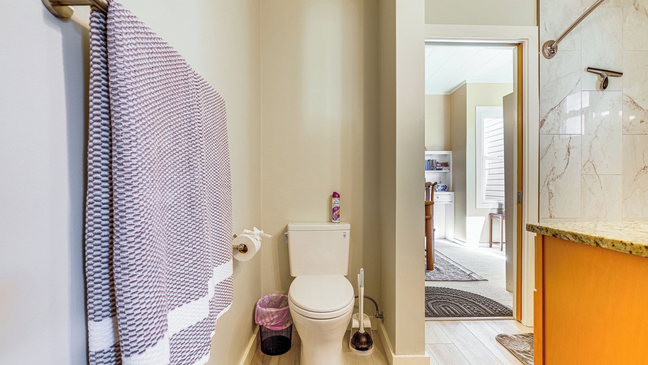 Photo of Bathroom in Sunnyside