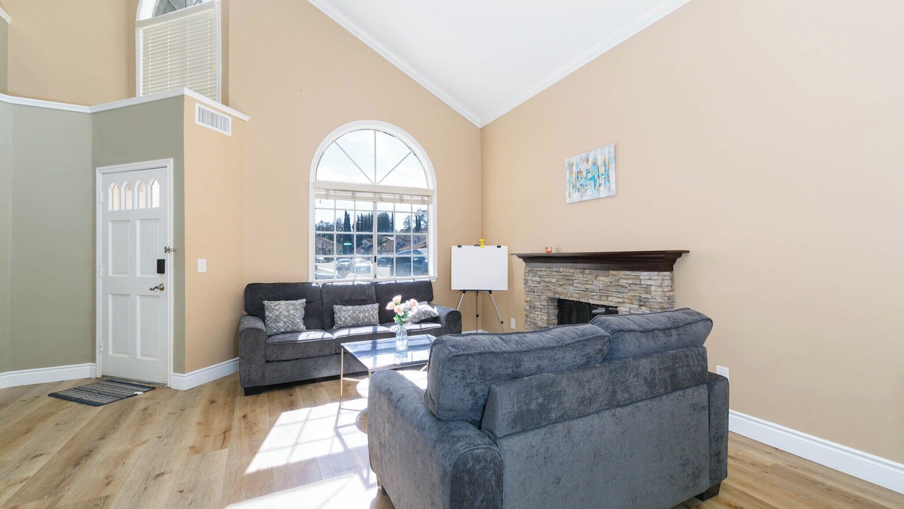 Photo of Livingroom in Chino Hills