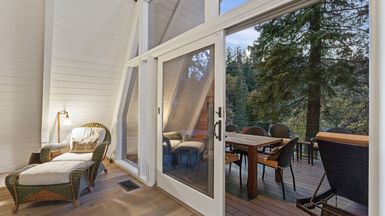 Photo of Outdoor in Blue Jay