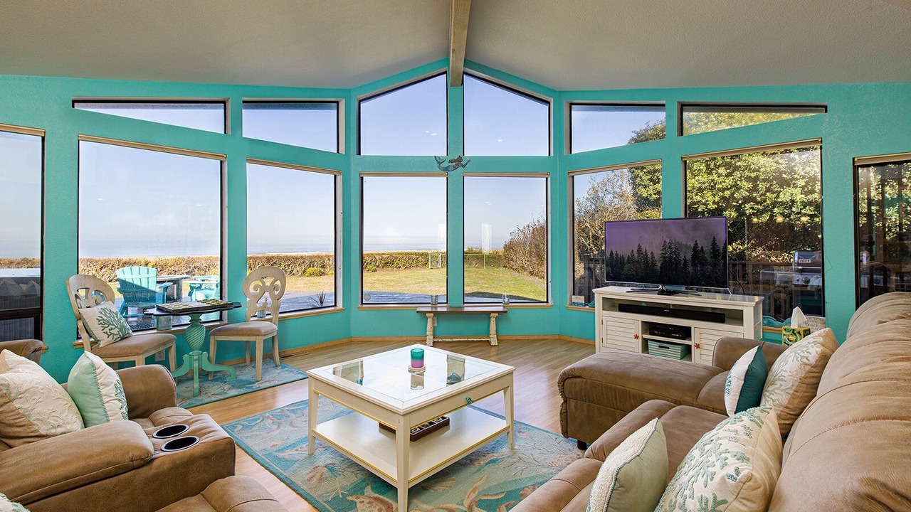 Photo of Livingroom in McKinleyville