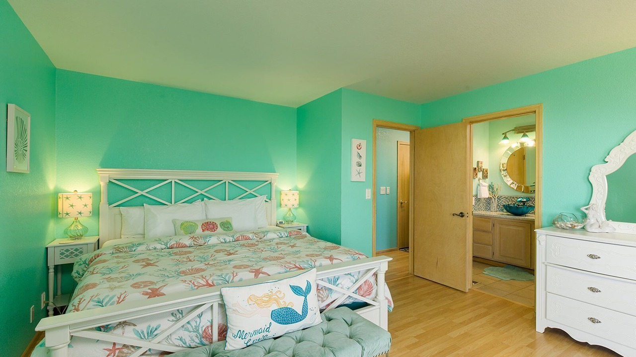 Photo of Bedroom in McKinleyville