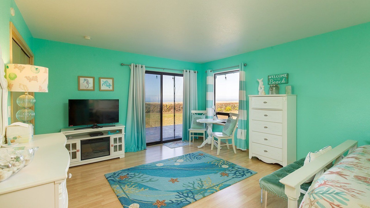 Photo of Bedroom in McKinleyville