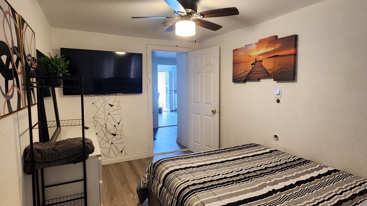Photo of Bedroom in Los Angeles