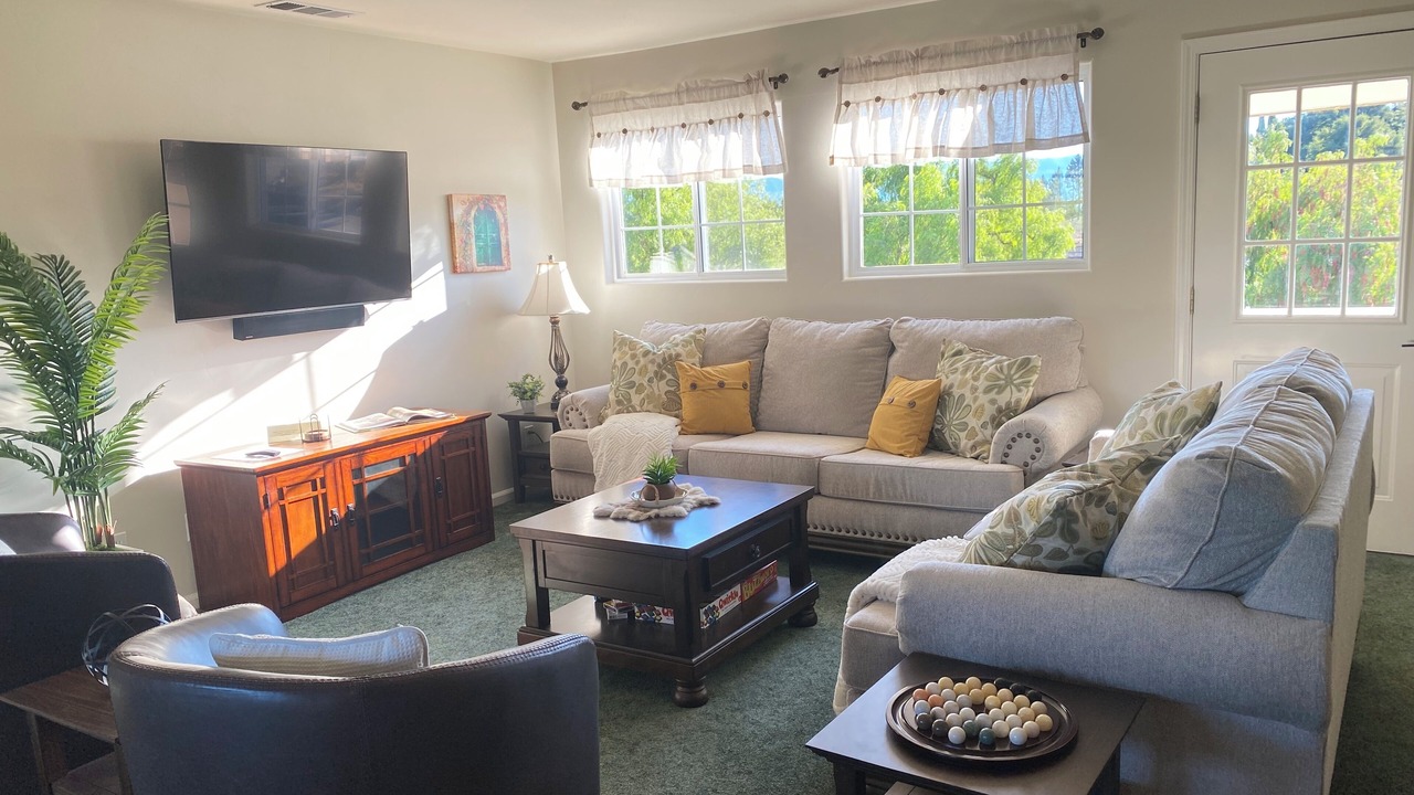 Photo of Livingroom in Solvang