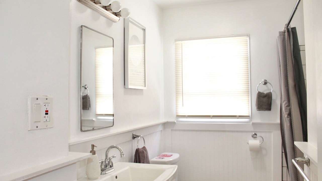 Photo of Bathroom in Monterey Park